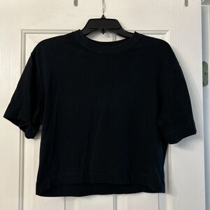 Women’s black oversized basic cropped t shirt